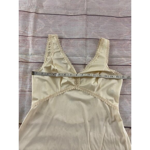 Vintage 70's Wonder Maid Empire Waist Non Cling Night Gown - 38 - Picture 8 of 15